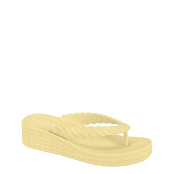 Sandalia-Amarela-Textura-Ondulada-|-Beira-Rio-Tamanho--33---Cor--AMARELO-0